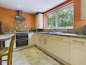 Kitchen- click for photo gallery